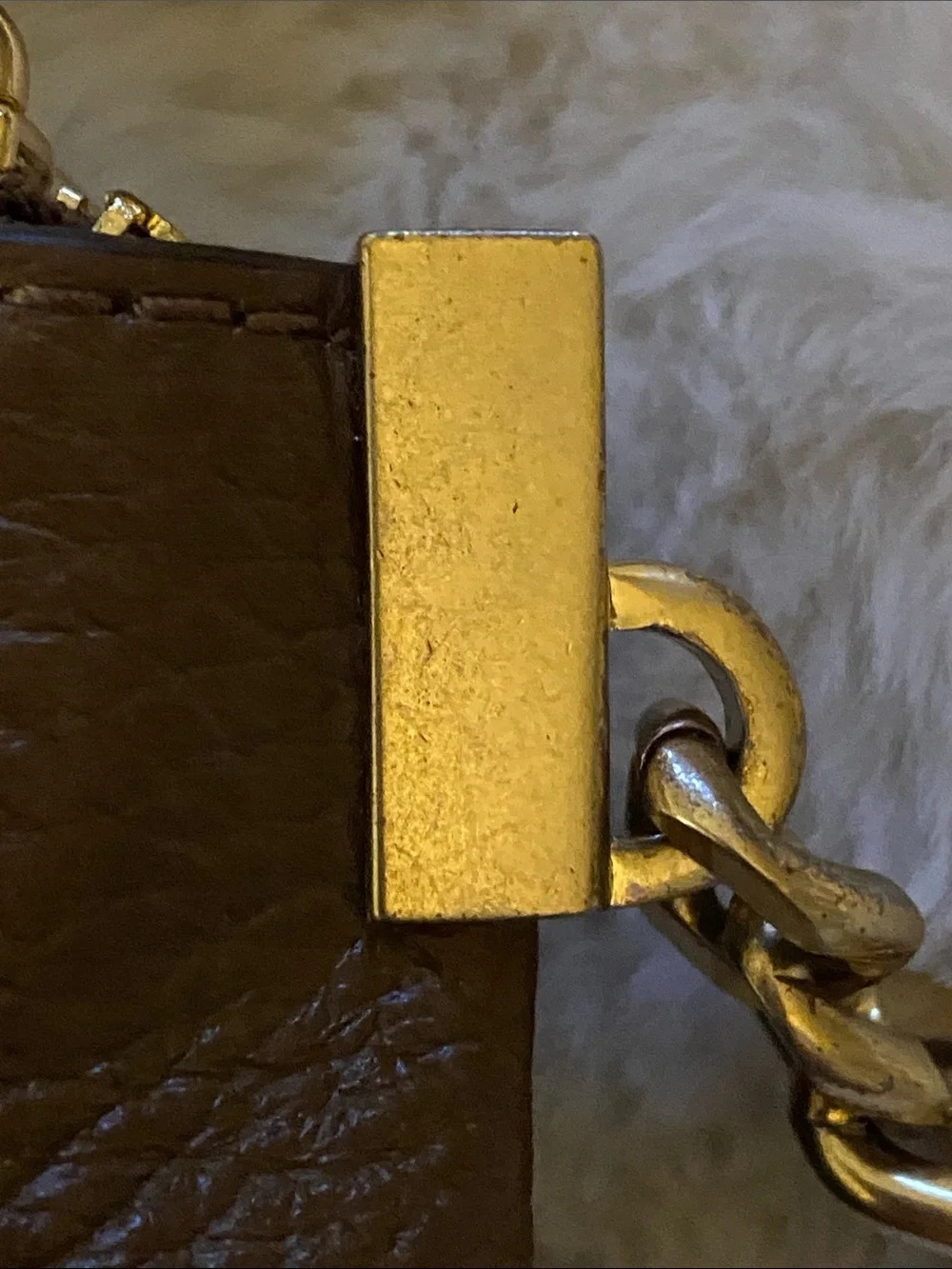 Michael Kohl’s Brown Leather Shoulder Crossbody Bag with Gold Chain Accent - Picture 17 of 17
